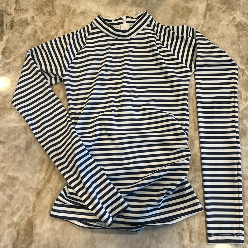 Albion Rash Guard - Picture 1 of 3